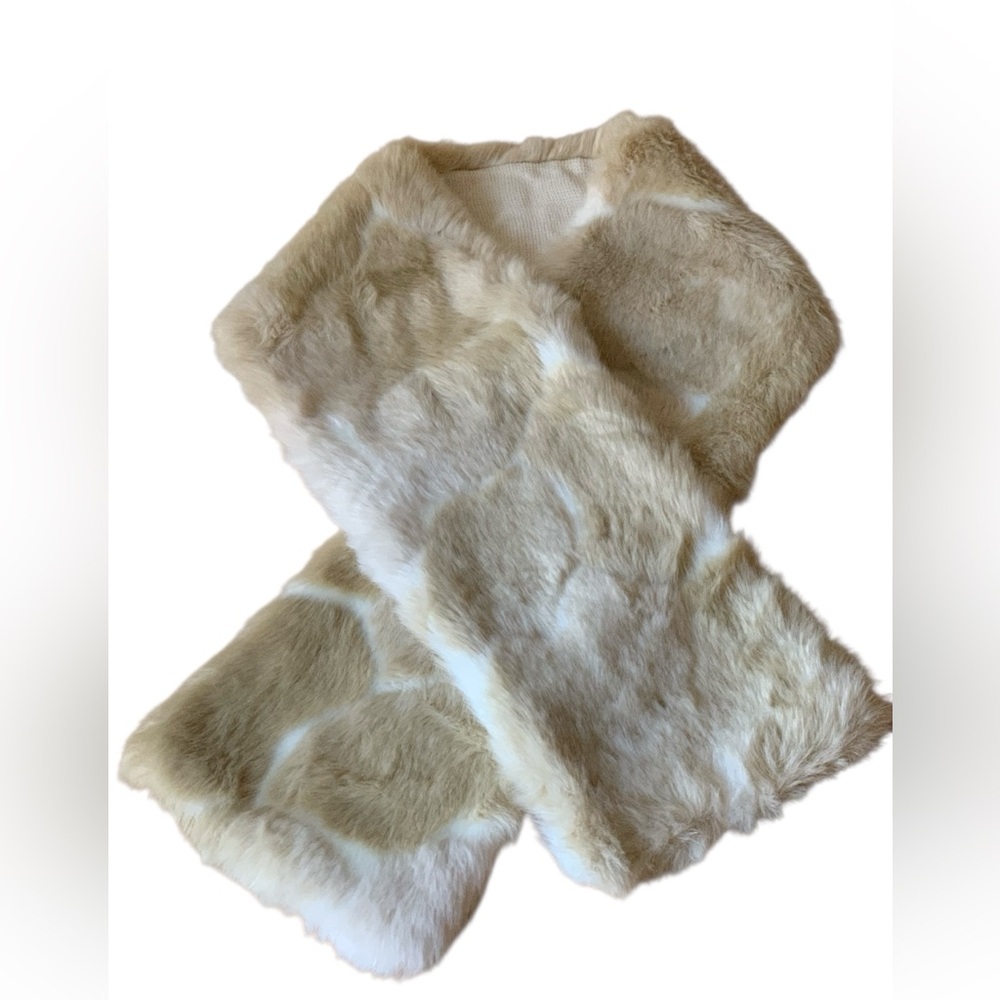 The Limited Faux Fur Keyhole Pull Through Knit Scarf Tan- NWT